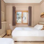 The House Of Gratitude - Poolside Retreat *