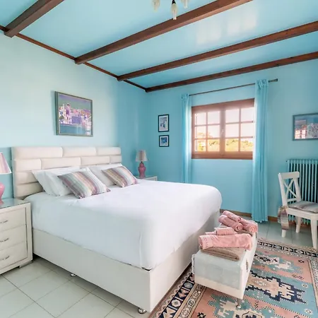 The House Of Gratitude - Poolside Retreat *