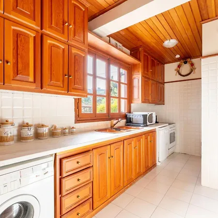 Hébergement de vacances The House Of Gratitude - Poolside Retreat