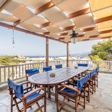 The House Of Gratitude - Poolside Retreat *