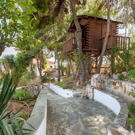 The House Of Gratitude - Poolside Retreat Hébergement de vacances Loutra Elenis