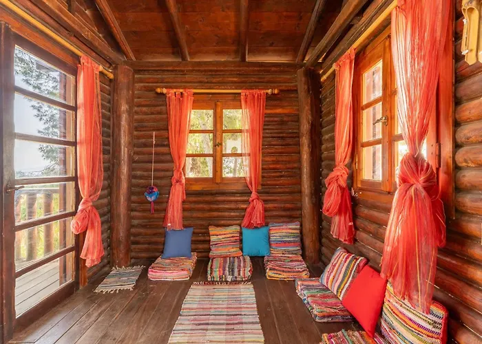 The House Of Gratitude - Poolside Retreat Semesterbostad Loutra Oraias Elenis